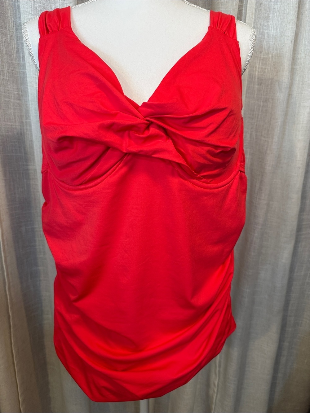 NWT-Anne Cole 20W Coral Red Twist Front Underwire Tankini Swim Top